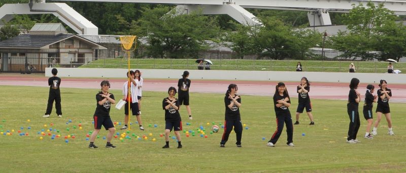 玉入れ (4)